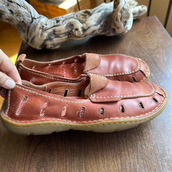 Simple red brown leather 9875 slip on driving boat shoe women’s size 9.5 - Picture 1 of 10